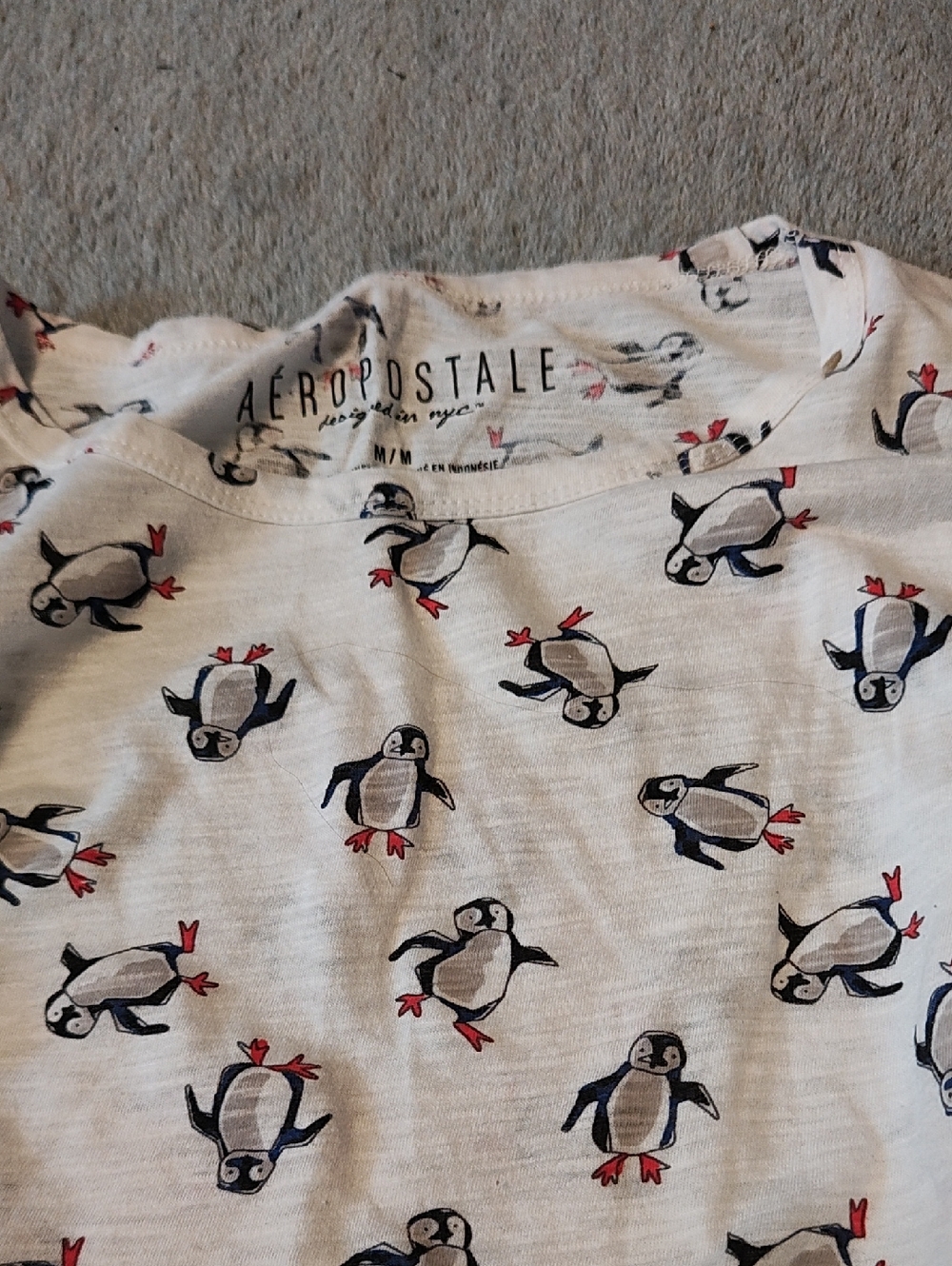 Aeropostale White Penguin Print Long Sleeve Tee